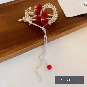 گیره چفتی قلب و گل قرمز آویزدار - emaaccessories گرگان